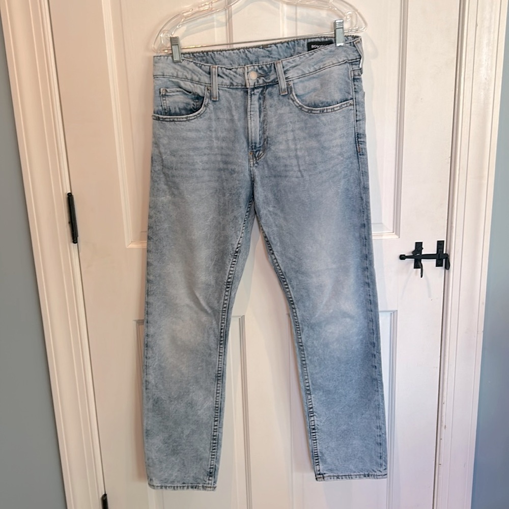 Men’s Bonobos light wash All Season Jeans 32/30 slim fit